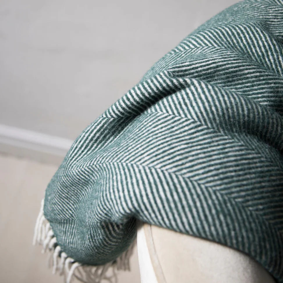 Tielle 100% New Wool Herringbone Blanket - Forest Green