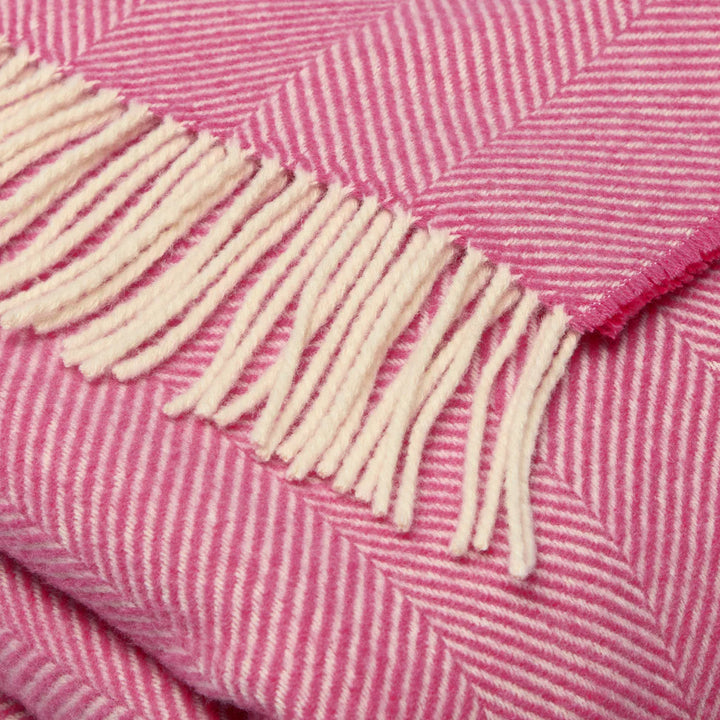 Tielle 100% New Wool Herringbone Blanket - Fuchsia Pink