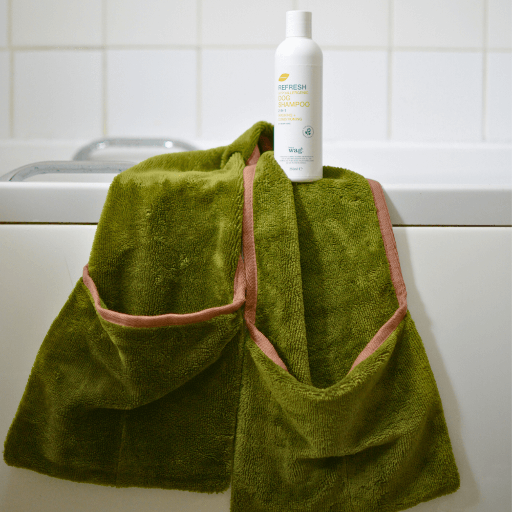 Refresh Glove Towel 100 x 22 cm