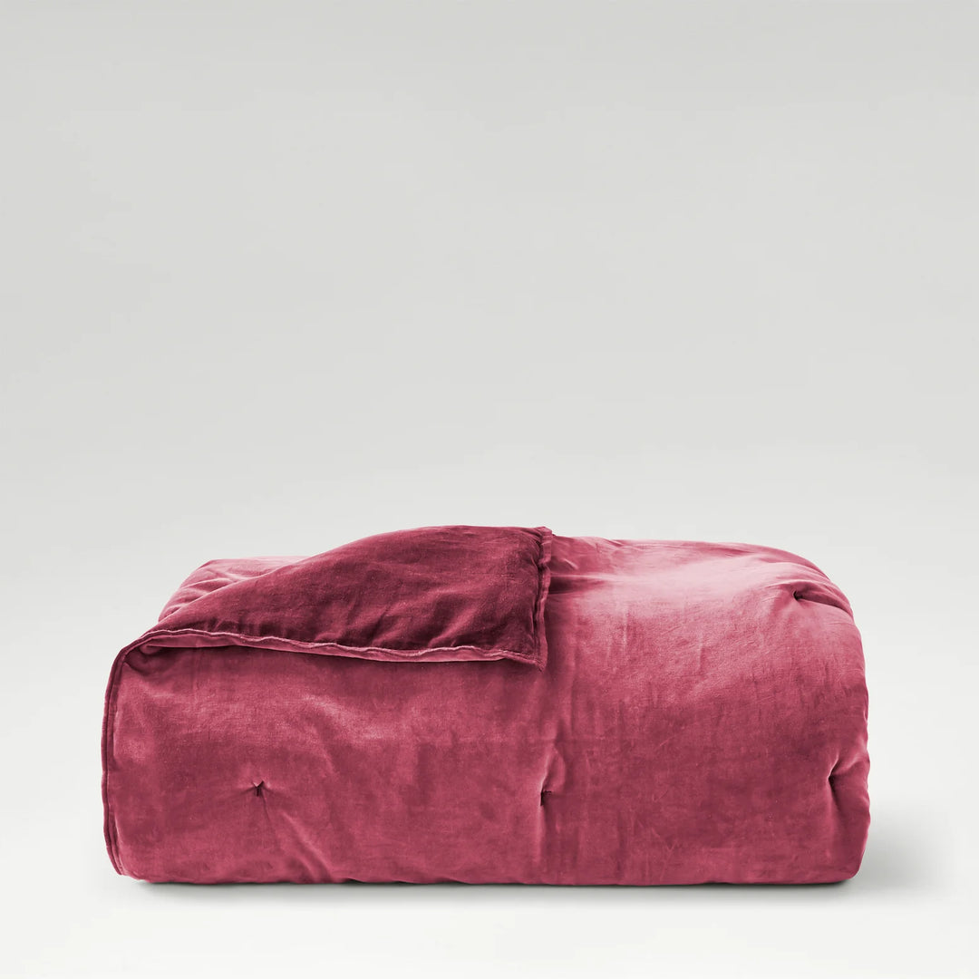 CHRISTY Harewood Bedspread Fuschia