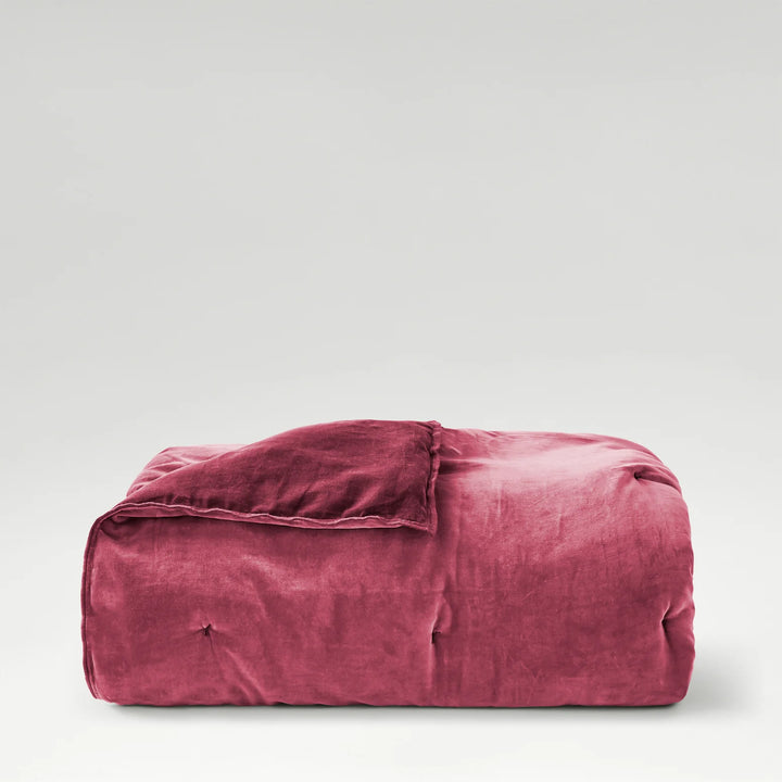 CHRISTY Harewood Bedspread Fuschia