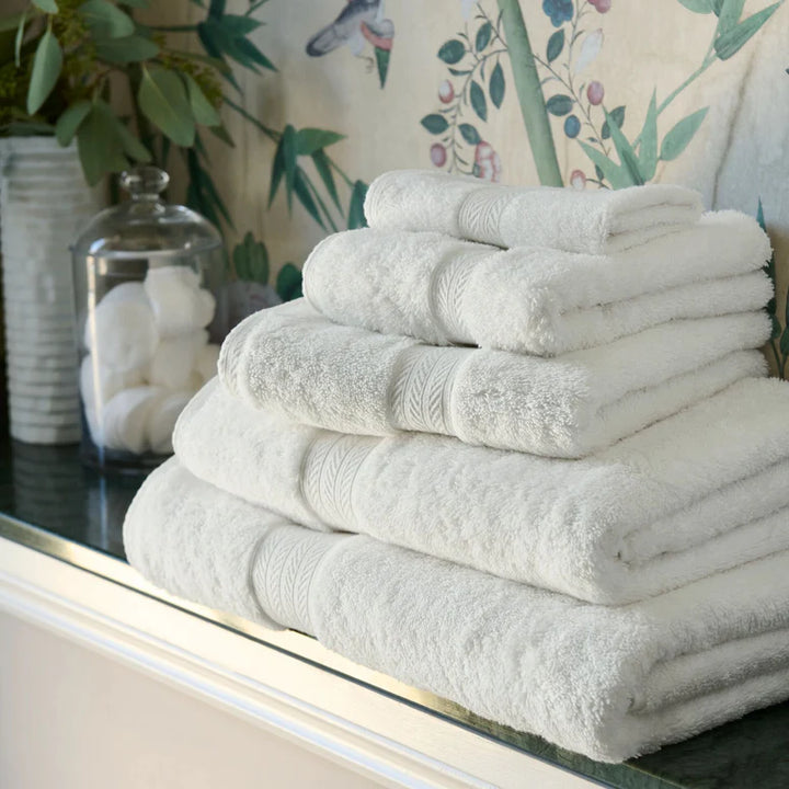 CHRISTY Renaissance Towels - Parchment