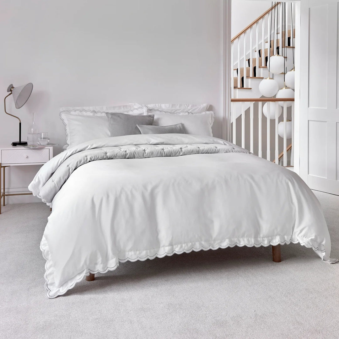 CHRISTY Scallop Edge Duvet Set Silver