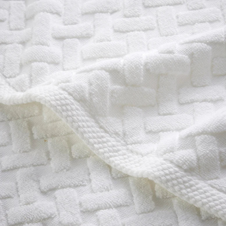 Close-up of CHRISTY Trellis - White